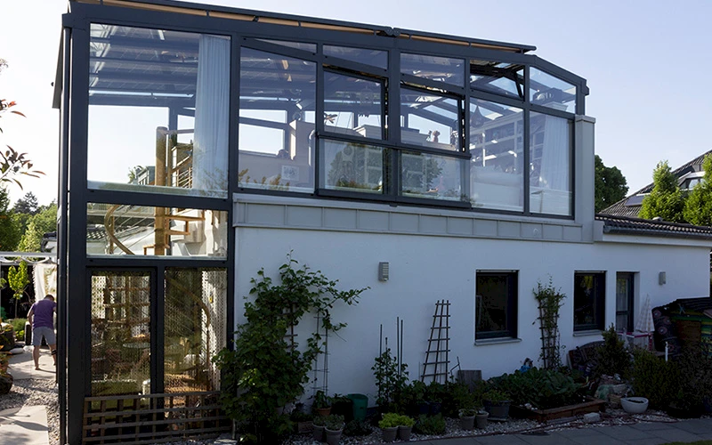 Wintergarten auf der zweiten Etage eines Hauses